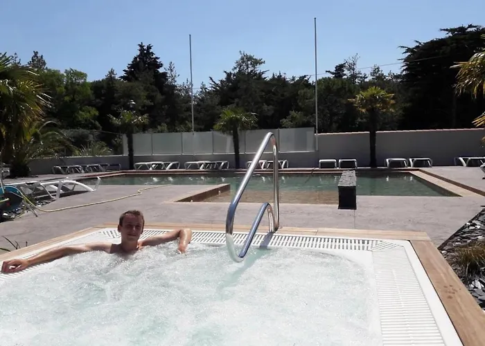 4 étoiles - Piscine - Cbgcaig