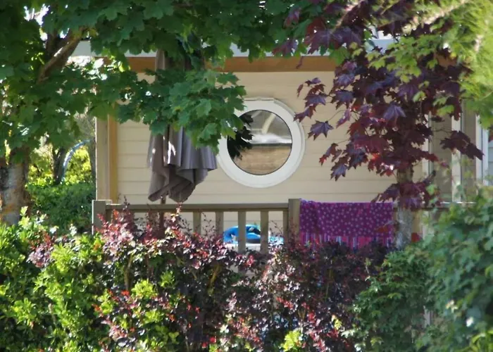 4 étoiles - Piscine - Cbgcaig Camping *