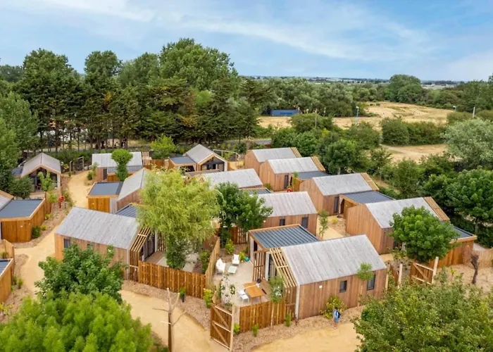 Camping 4 étoiles - Piscine - Cbgcaig Notre-Dame-de-Monts