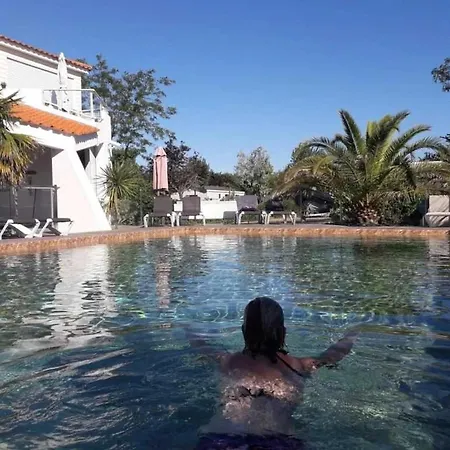 Camping 4 Etoiles - Piscine - Cbgcaig Campsite