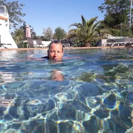 Campsite Camping 4 Etoiles - Piscine - Cbgcaig