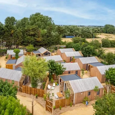 Zecamping 4 Piscine Chiens Acceptes Sauna Hammam Mini Golf 500m Kemp 4*