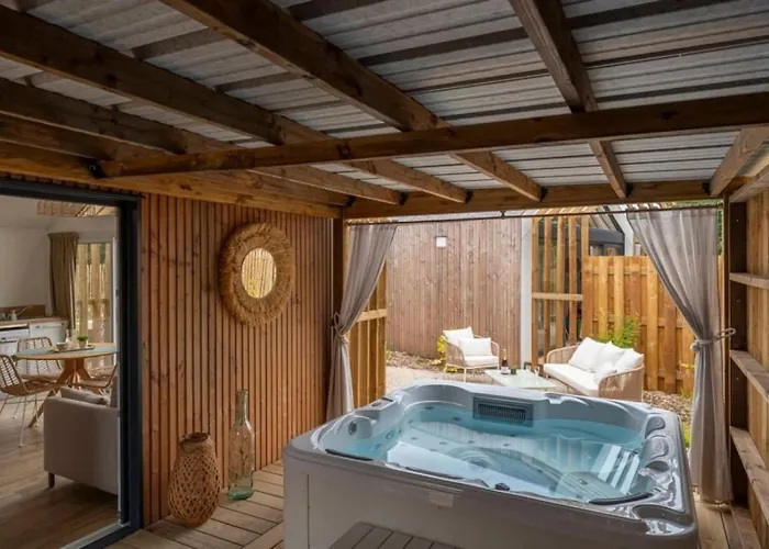 Zecamping 4 Piscine Chiens Acceptes Sauna Hammam Mini Golf 500M Plage 4* נוטרדאם-דו-מונט