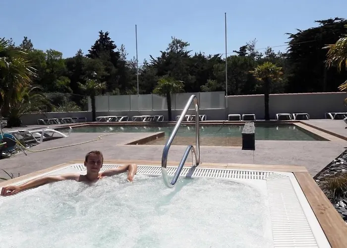 Zecamping 4 Piscine Chiens Acceptes Sauna Hammam Mini Golf 500m 4* Notre-Dame-de-Monts